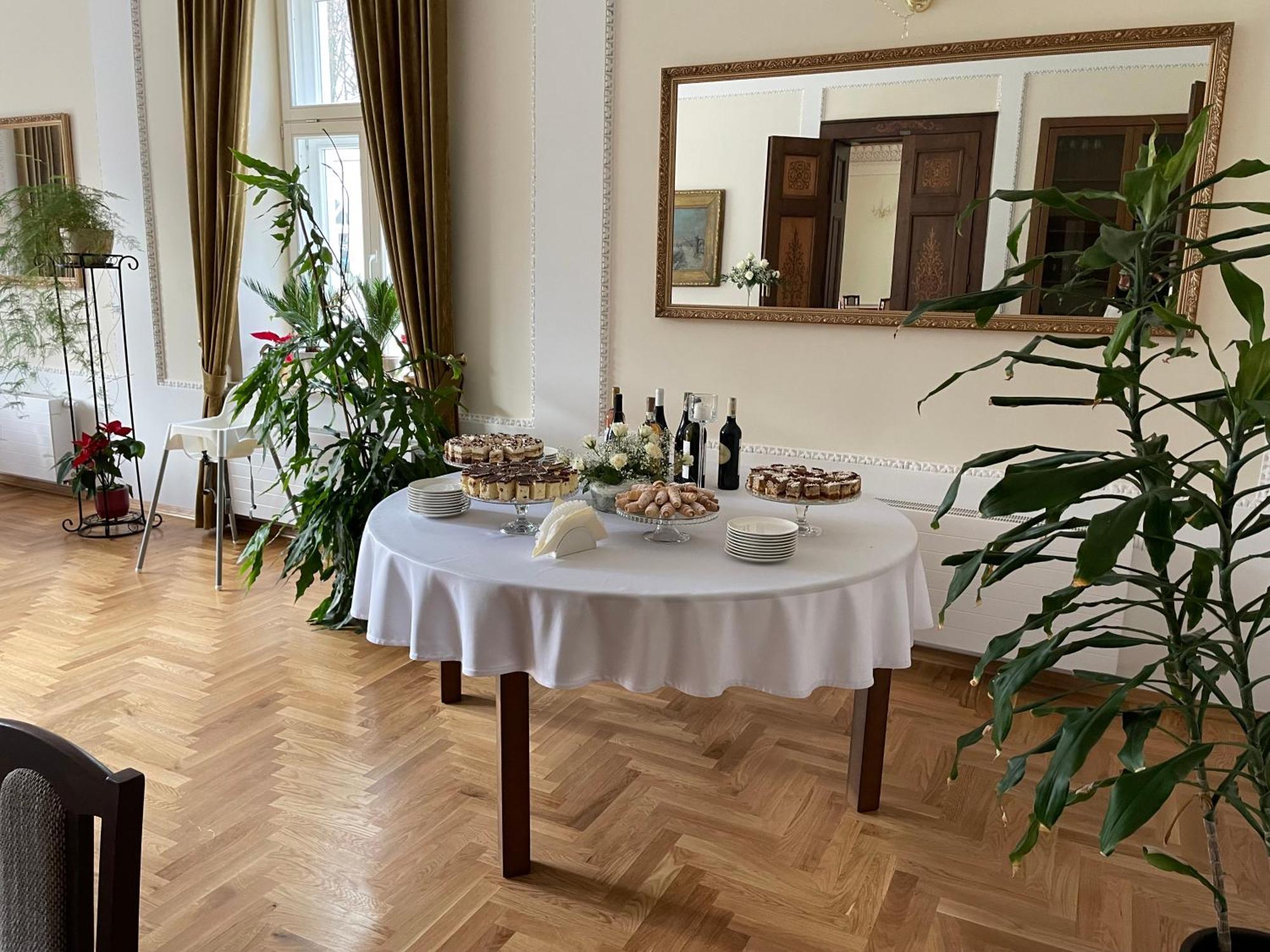 Palac Zbylitowskich Zbylitowska Gora Luaran gambar