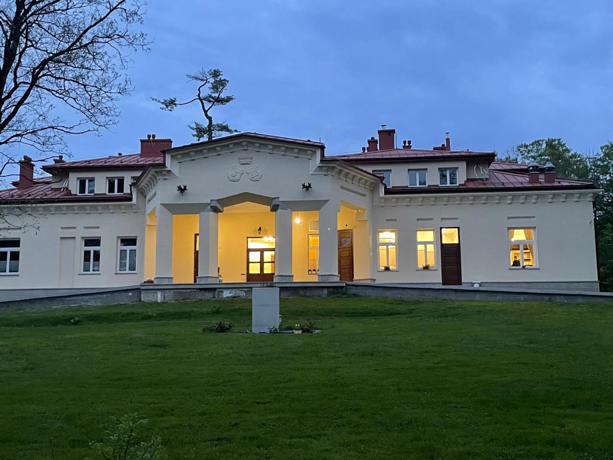 Palac Zbylitowskich Zbylitowska Gora Luaran gambar